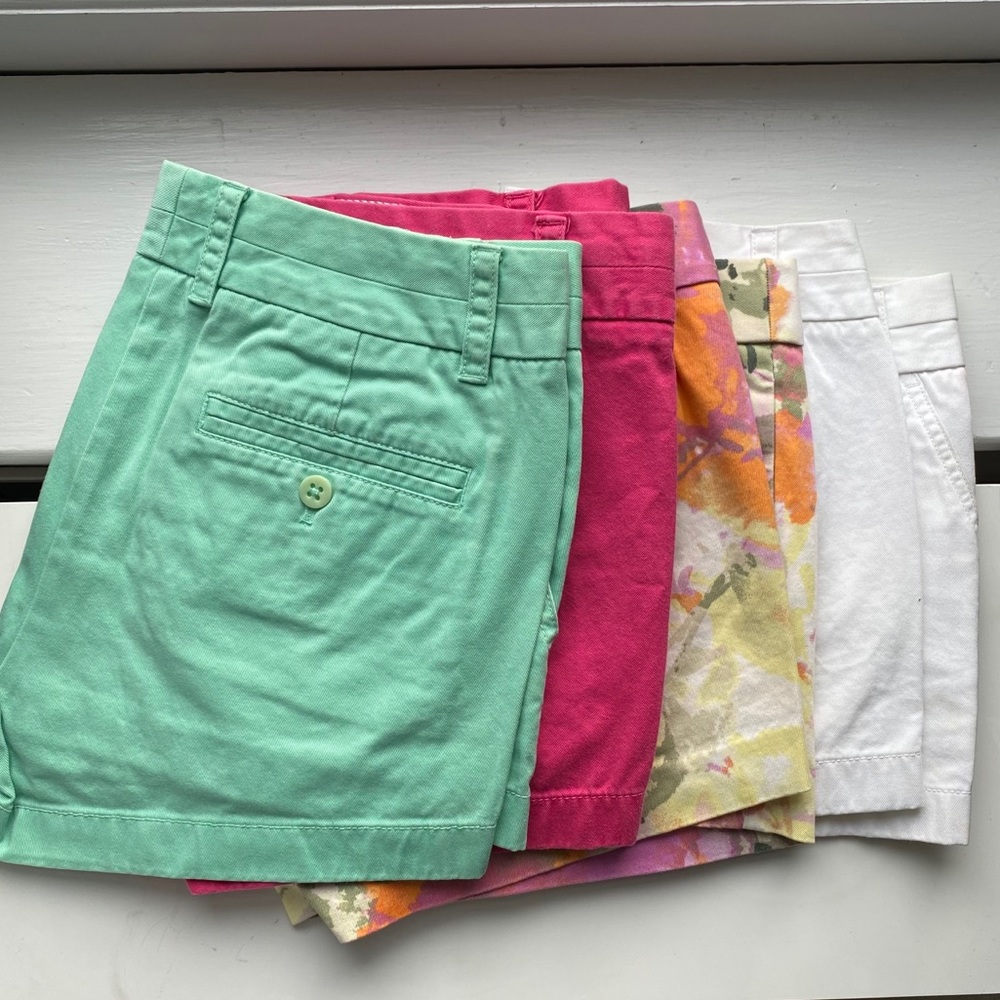 J. CREW Chino Shorts (Sz 6)